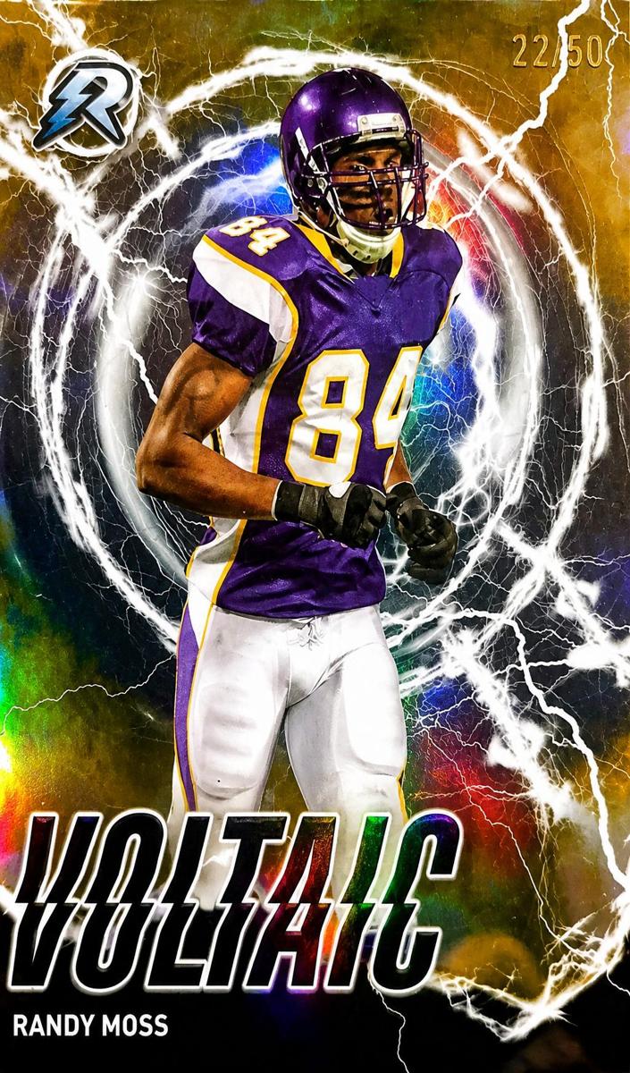2023 Topps Composite Football Gold Refractor Randy Moss #RV-23