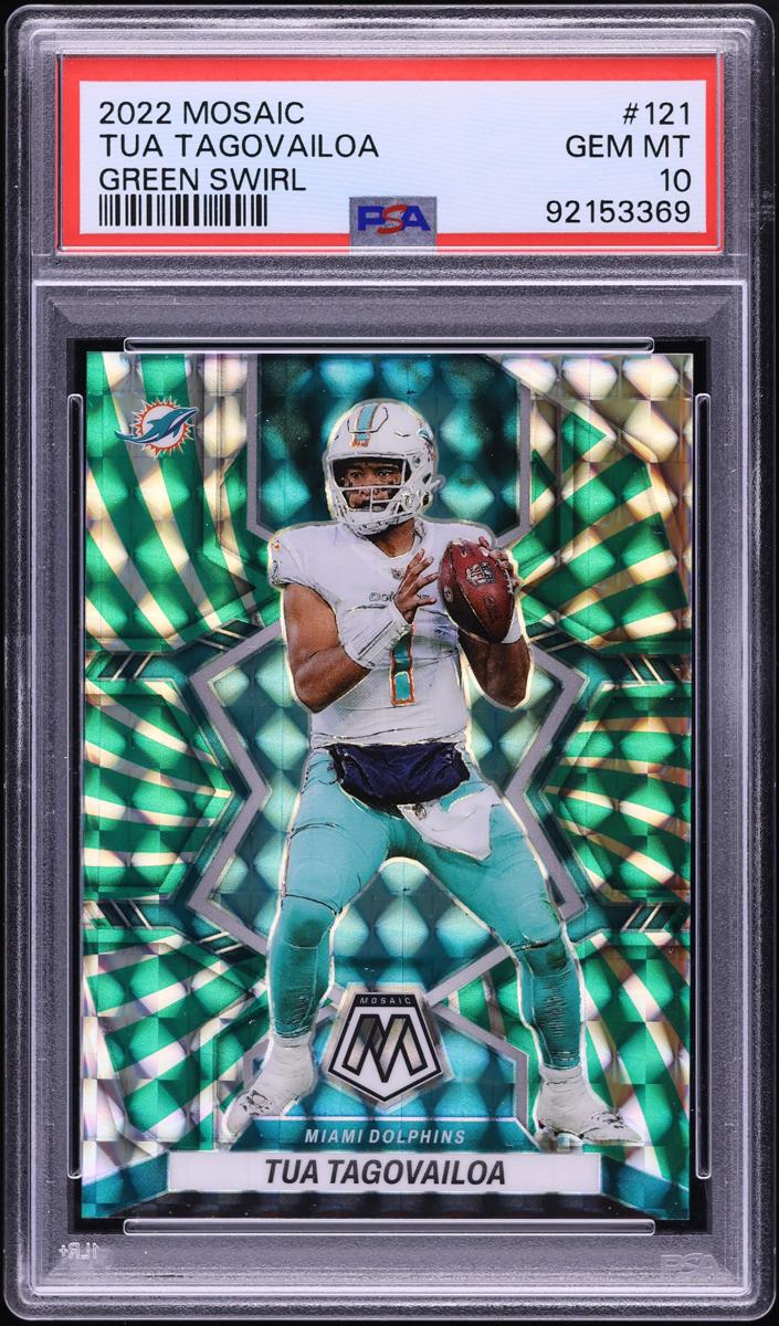 2022 Panini Mosaic Football Green Swirl Tua Tagovailoa #121 PSA 9
