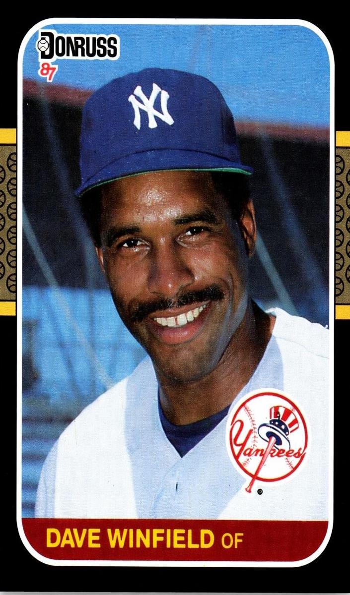 1987 Donruss Baseball Dave Winfield #105 PSA 9