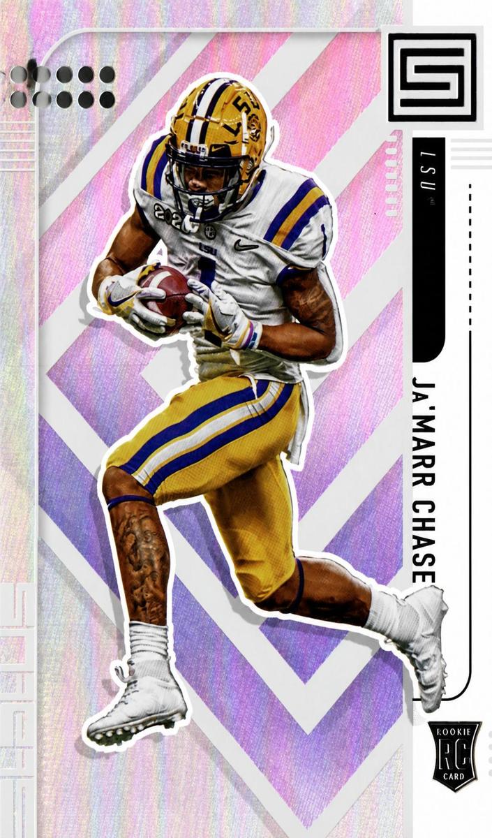 2021 Panini Chronicles Draft Picks Football Pink Ja'Marr Chase #162 PSA 8.5
