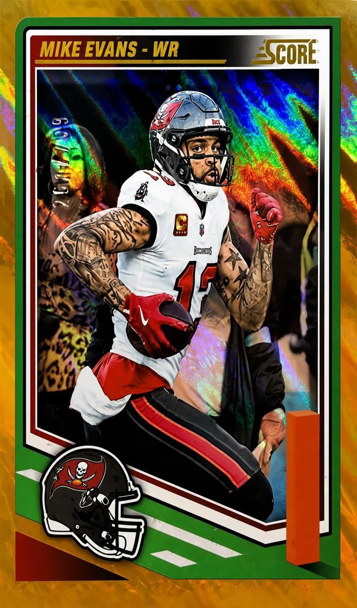 2025 Panini Score Football Gold Mike Evans #285