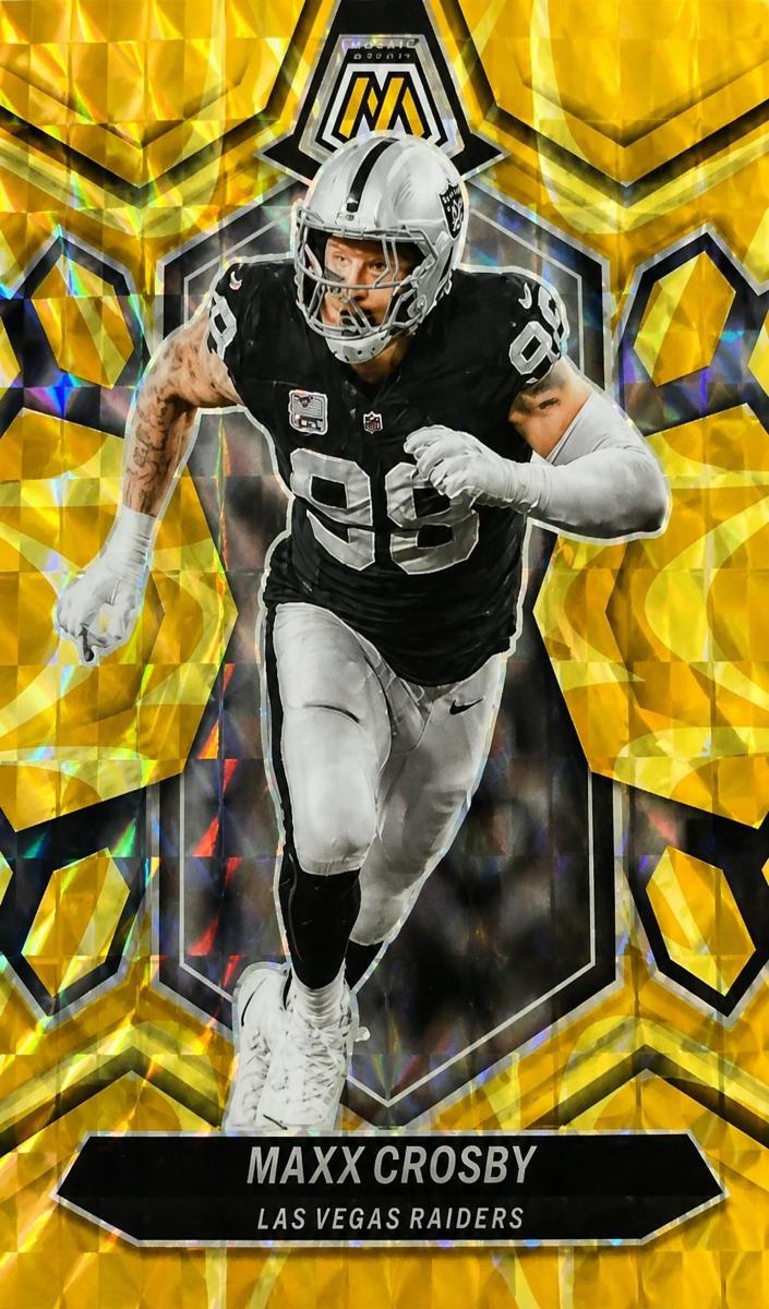2024 Panini Mosaic Football Gold Maxx Crosby #118