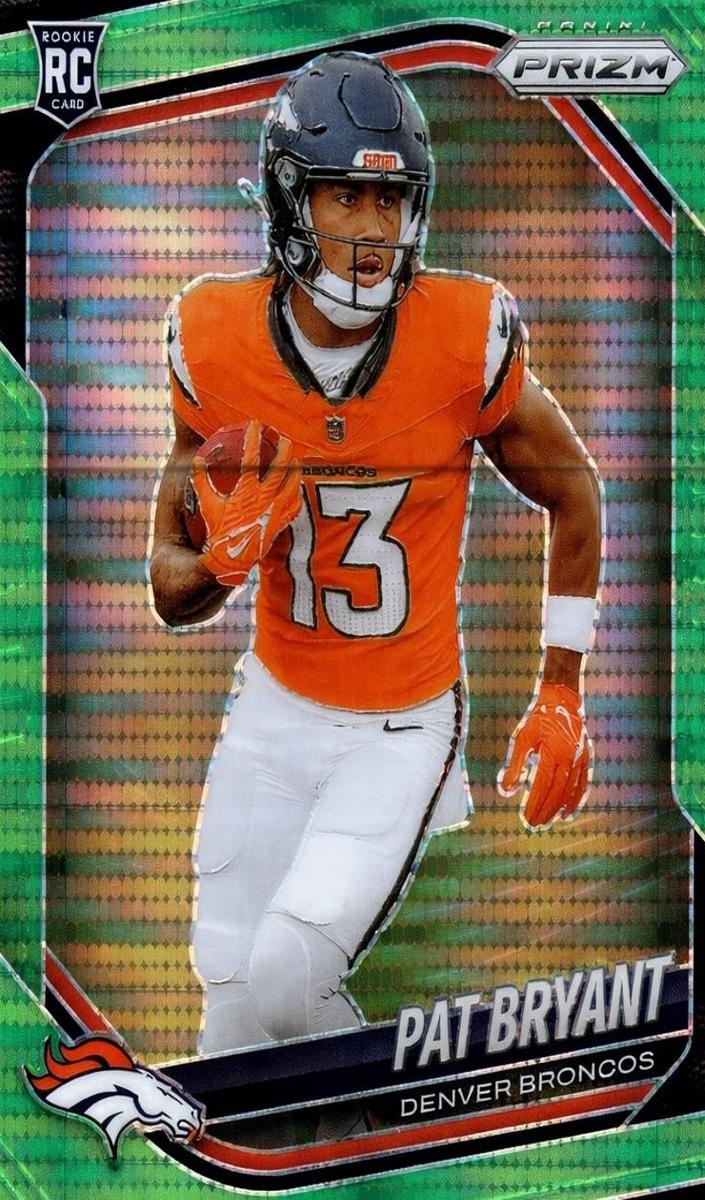 2025 Panini Prizm Football Neon Green Pulsar Pat Bryant #366