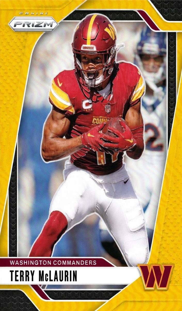 2024 Panini Prizm Football Gold Terry McLaurin #289 PSA 9