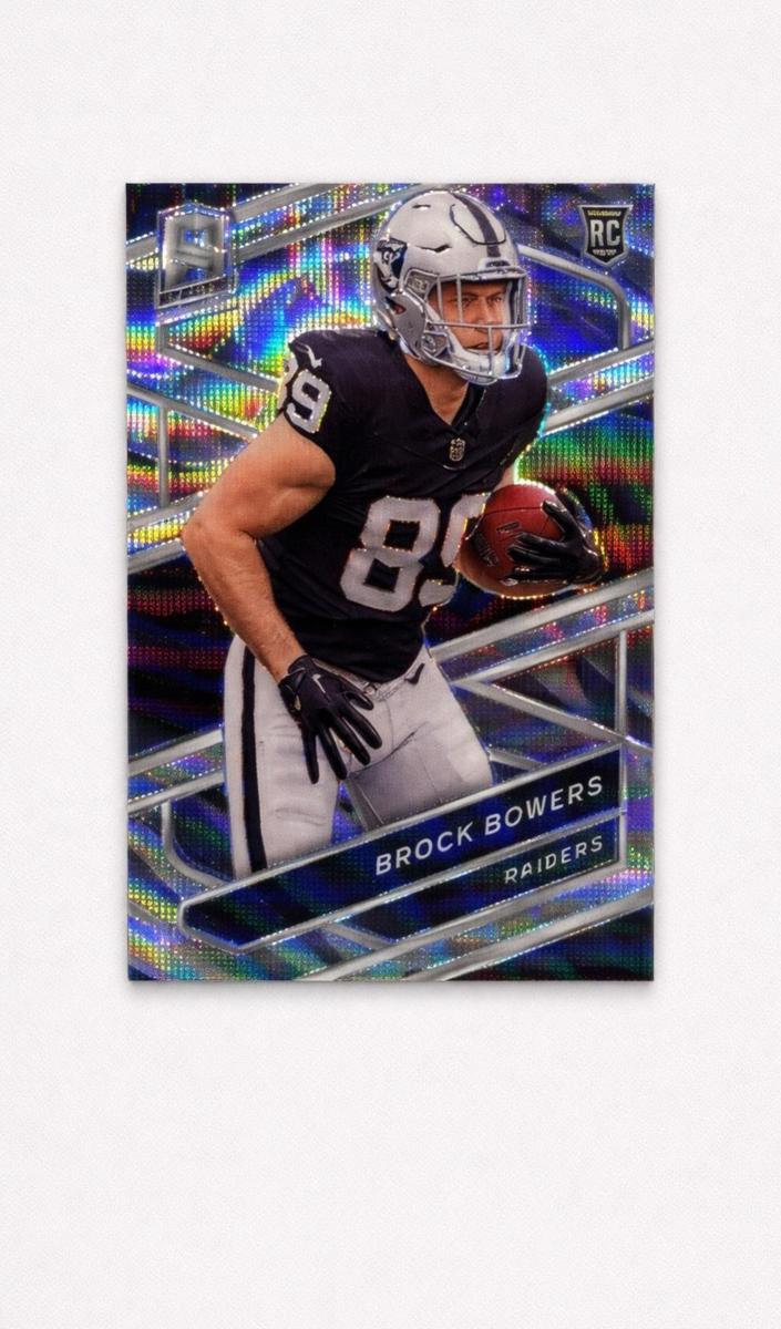 2024 Panini Spectra Football Wave Brock Bowers #8 PSA 9