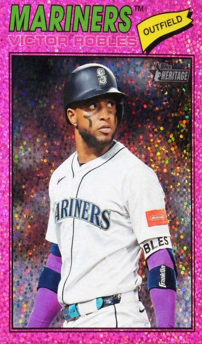 2026 Topps Heritage Baseball Pink Sparkle Refractor Victor Robles #140