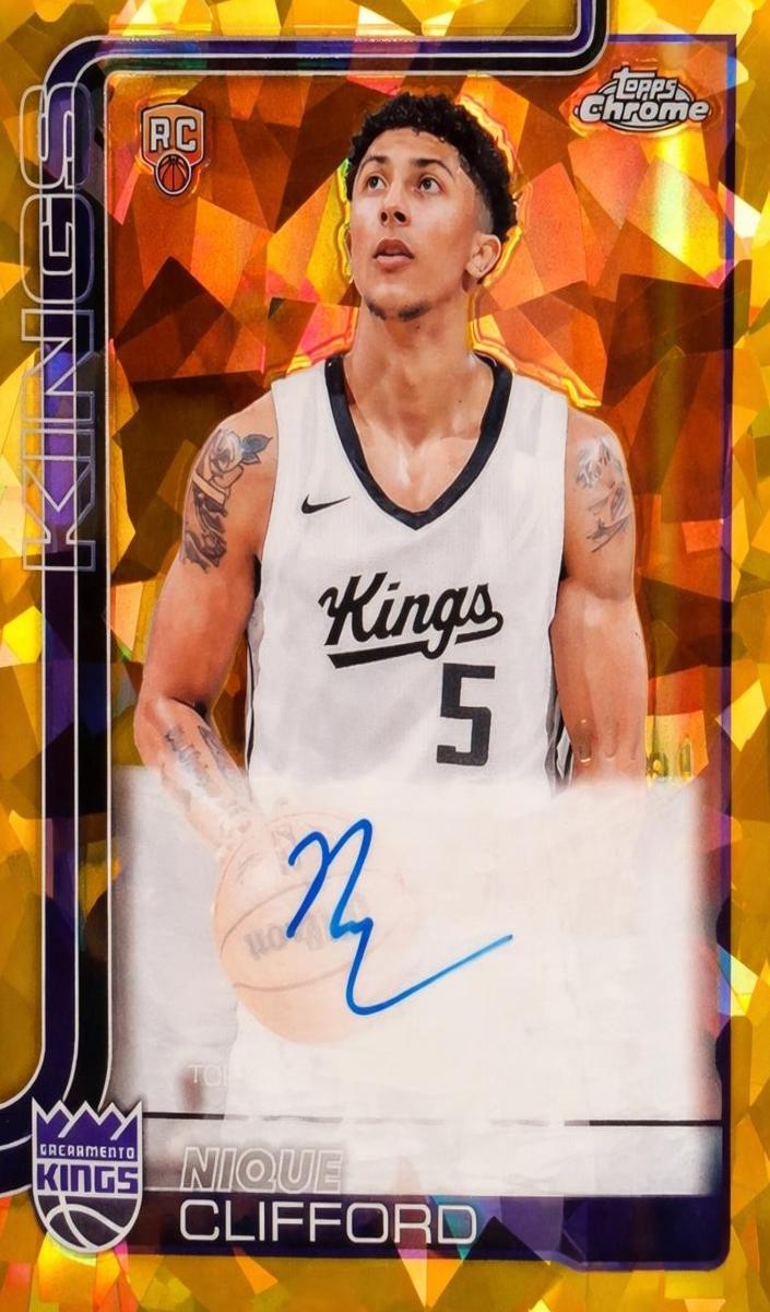 2025 Topps Chrome Sapphire Basketball Gold Nique Clifford #TCAR-NC PSA 7
