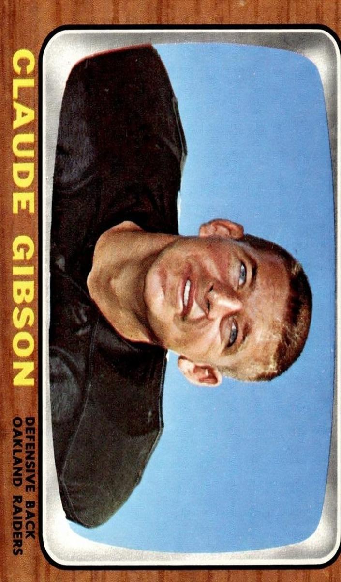 1966 Topps Football Claude Gibson #110 PSA 8