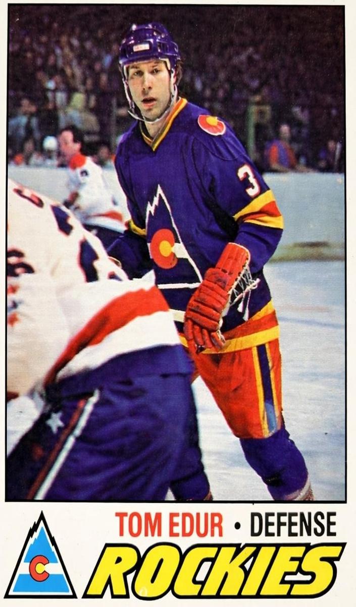 1977 O-Pee-Chee Hockey Tom Edur #169 PSA 8