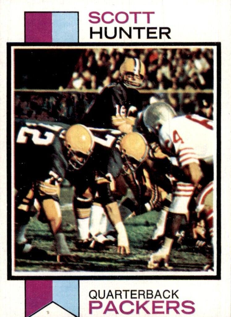 1973 Topps Football Scott Hunter #366 PSA 9
