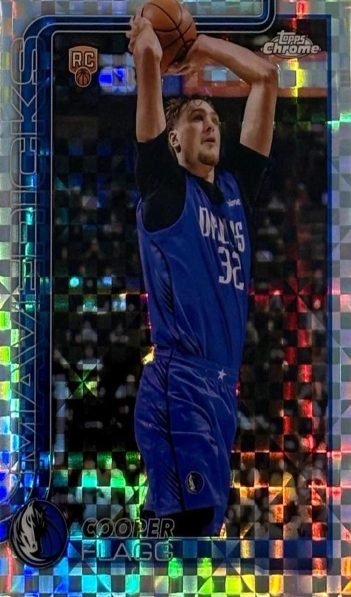 2025 Topps Chrome Basketball X-Fractor Cooper Flagg #251