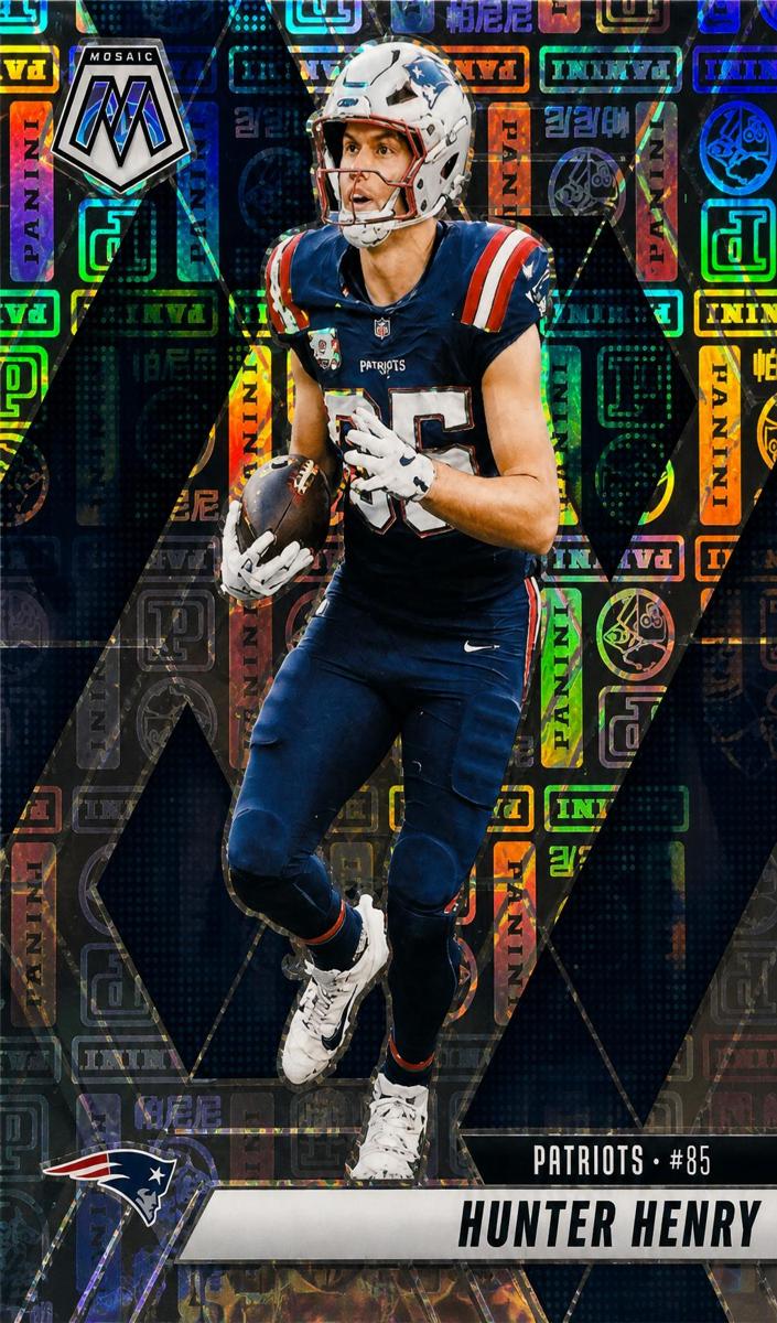 2025 Panini Mosaic Football Silver Knight Hunter Henry #79