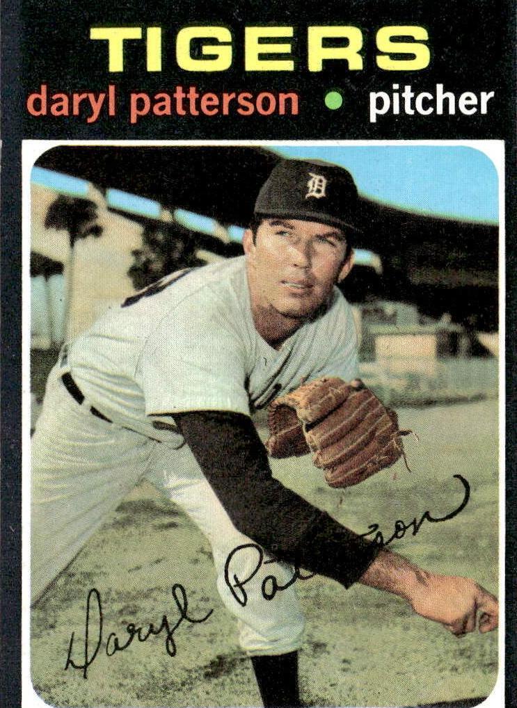 1971 Topps Baseball Daryl Patterson #481 PSA 8