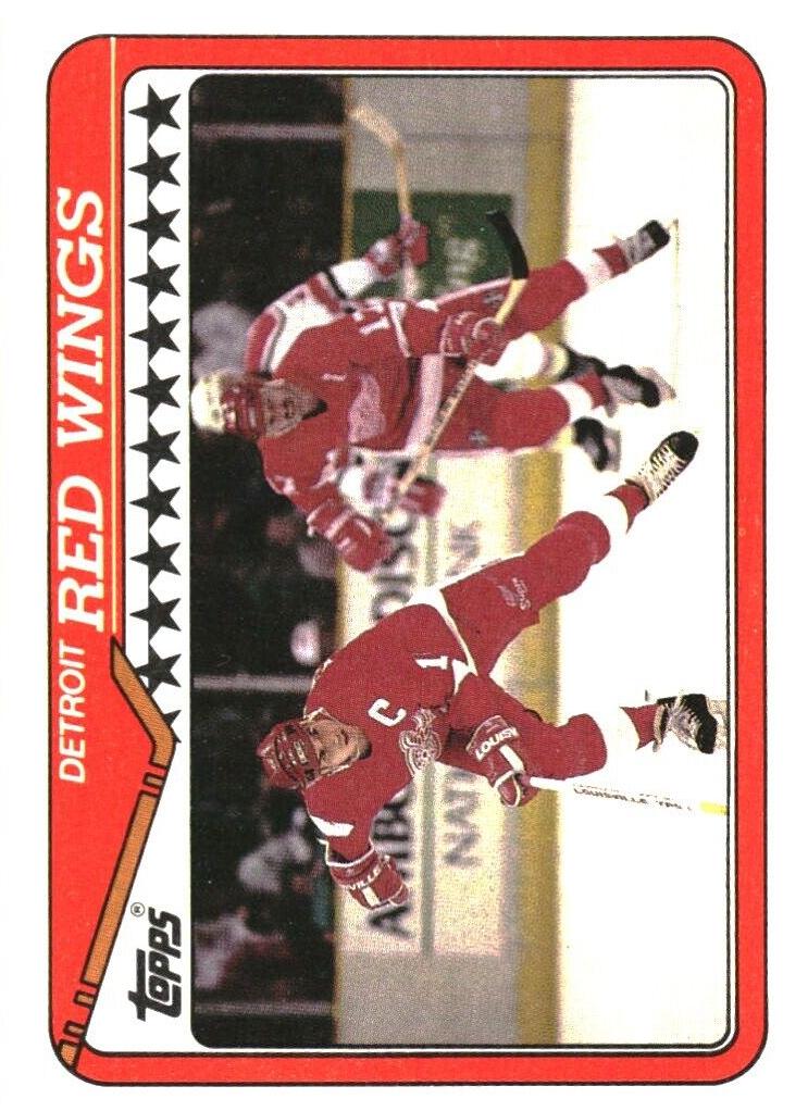 1990 Topps Hockey Red Wings Team #133 PSA 9