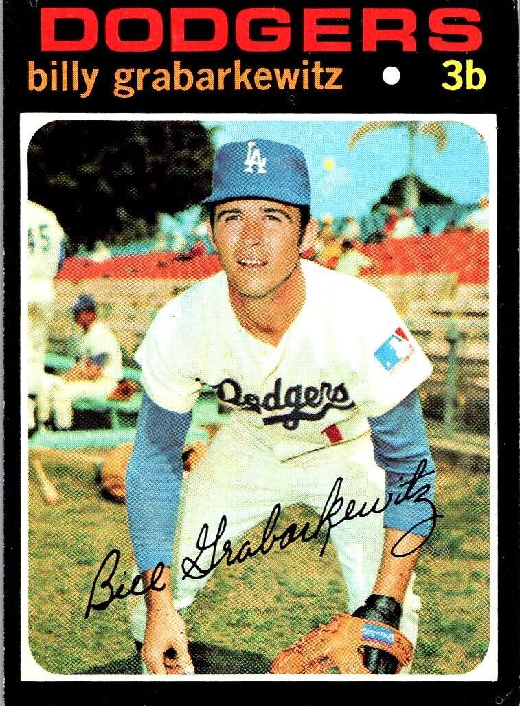 1971 Topps Baseball Billy Grabarkewitz #85 PSA 8