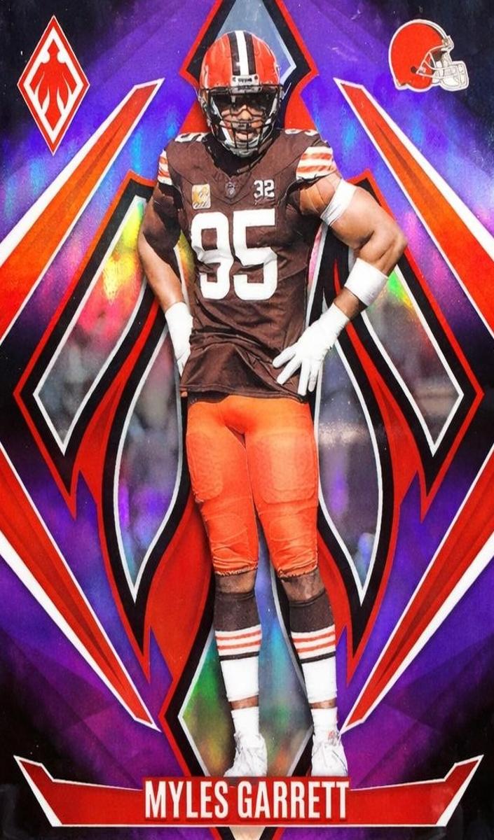 2024 Panini Phoenix Football Purple Fade Myles Garrett #112
