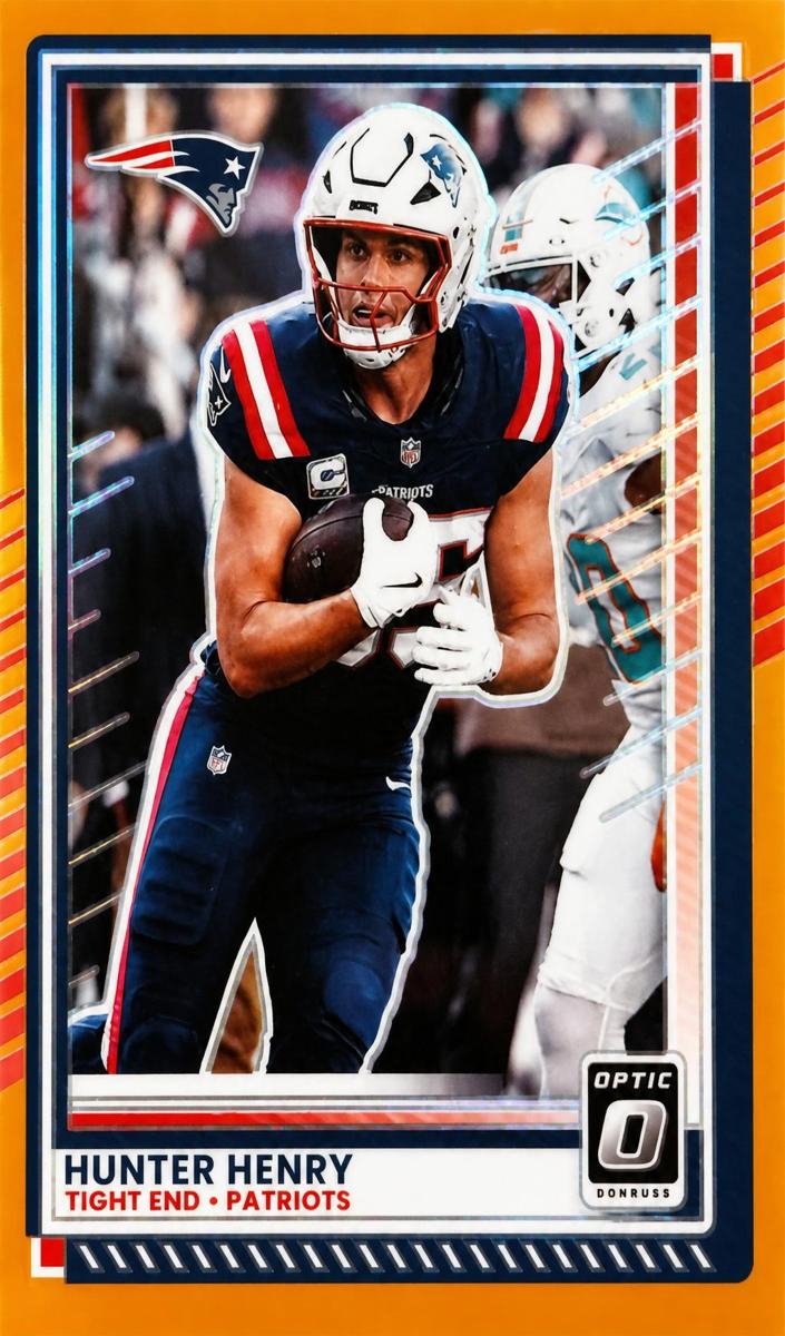 2025 Donruss Optic Football Orange Hunter Henry #54