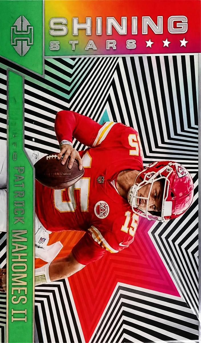 2021 Panini Illusions Football Emerald Patrick Mahomes II #SS-7