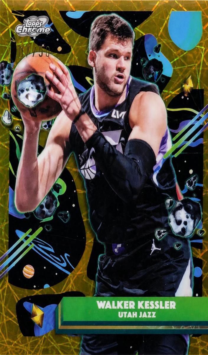 2025 Topps Cosmic Chrome Basketball Gold Interstellar Refractor Walker Kessler #120