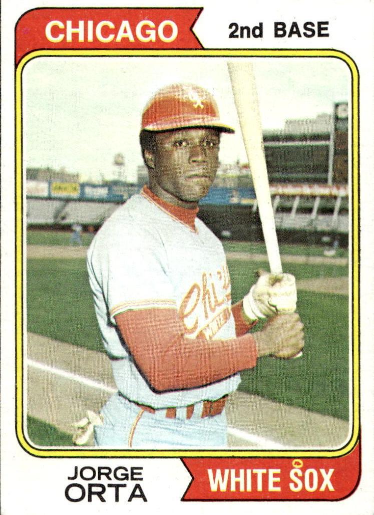 1974 Topps Baseball Jorge Orta #376 PSA 9