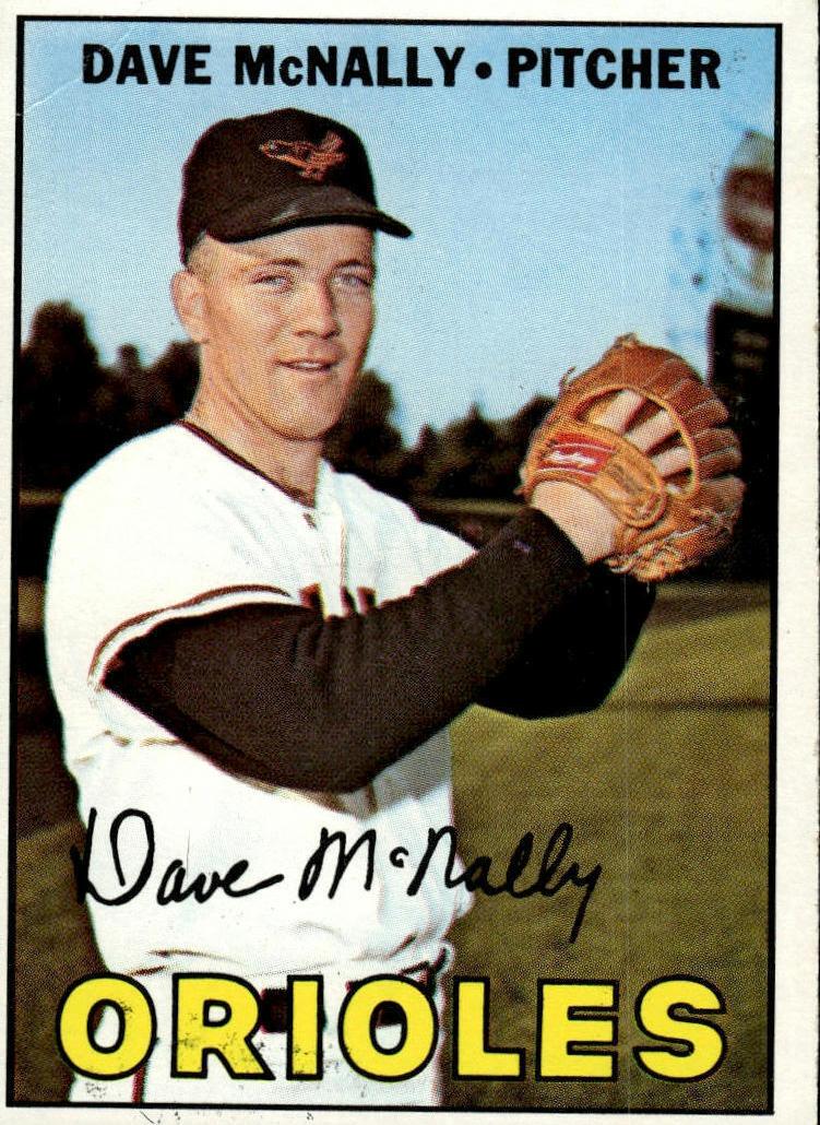 1967 Topps Baseball Dave McNally #382