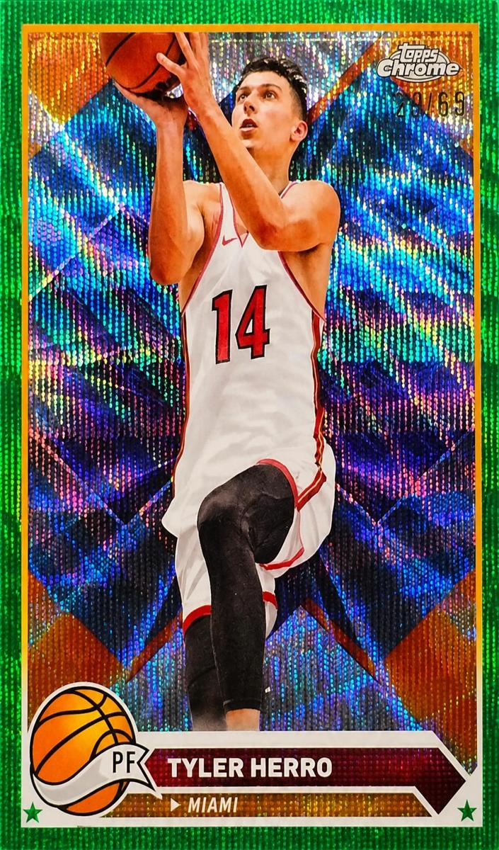 2023 Topps Chrome Basketball Green Wave Refractor Tyler Herro #14