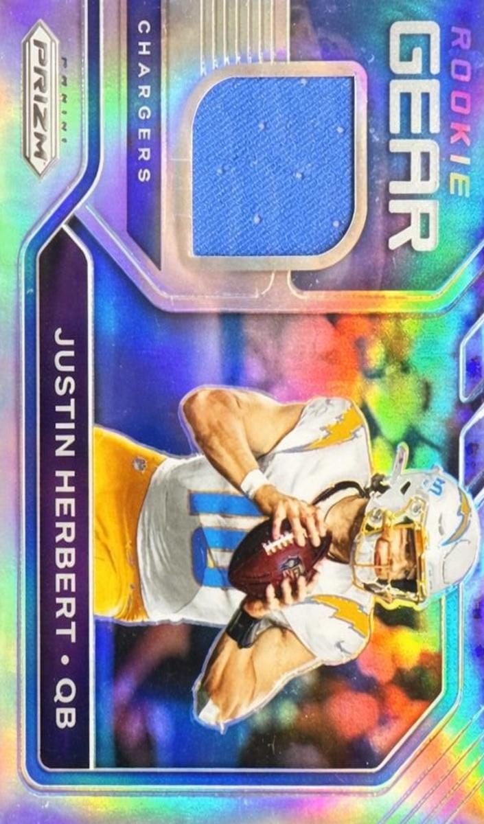 2020 Panini Prizm Football Justin Herbert #19 PSA 9