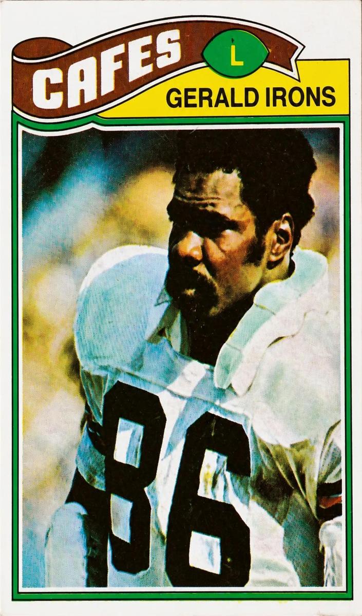 1977 Topps Mexican Football Gerald Irons #517