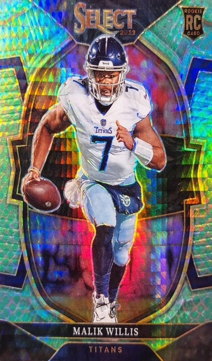 2022 Panini Select Football Dragon Scale Prizm Malik Willis #38 PSA 10