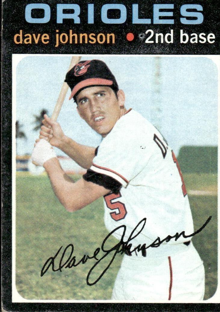 1971 Topps Baseball Dave Johnson #595 PSA 8