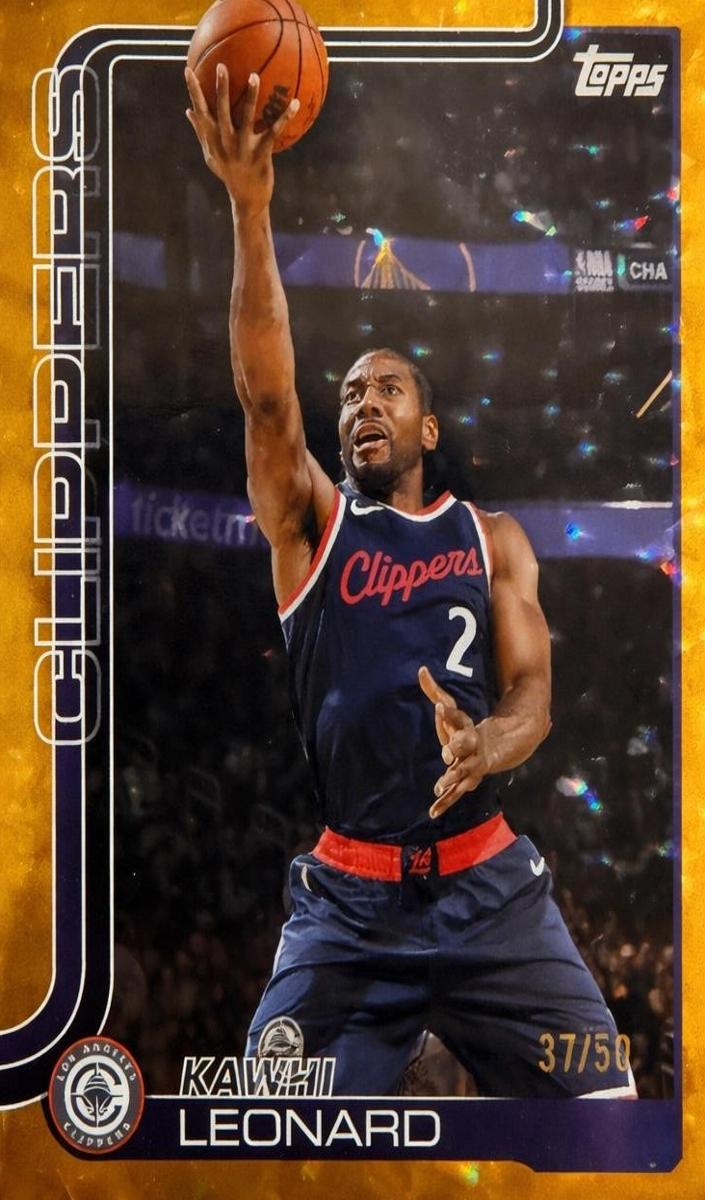 2025 Topps Basketball Gold Refractor Kawhi Leonard #TC-KL