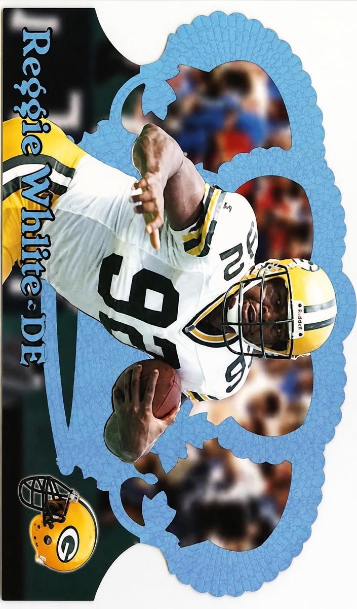1995 Pacific Crown Royale Football Blue Holofoil Reggie White #19 PSA 8
