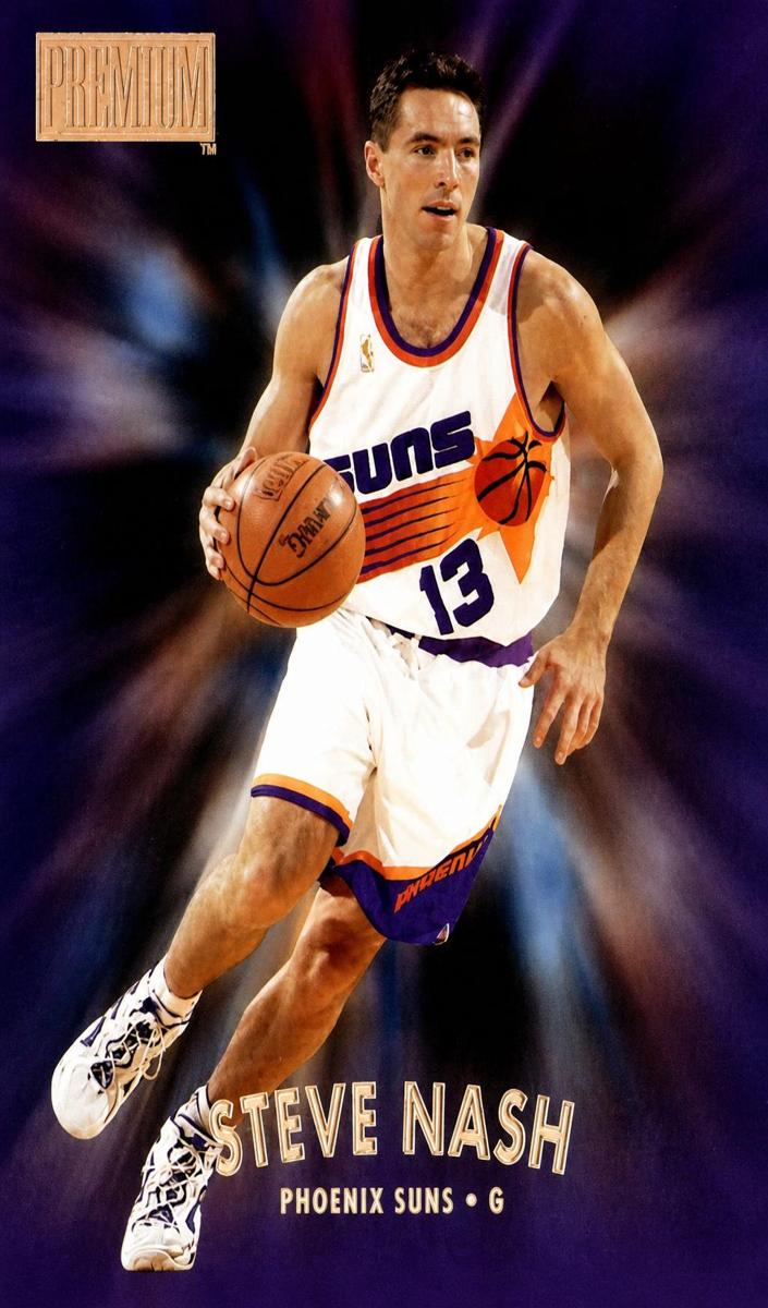 1997 Skybox Premium Basketball Steve Nash #25 PSA 7.5