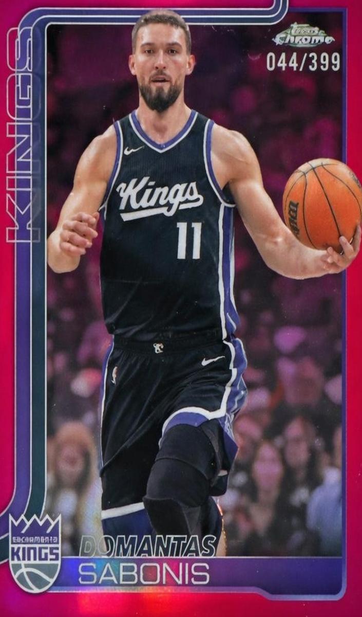 2025 Topps Chrome Basketball Magenta Refractor Domantas Sabonis #229 PSA 10