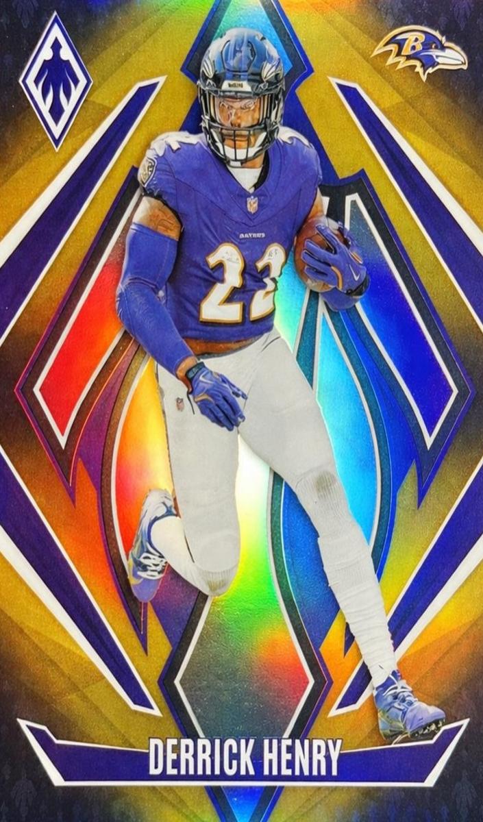 2024 Panini Phoenix Football Gold Fade Derrick Henry #45