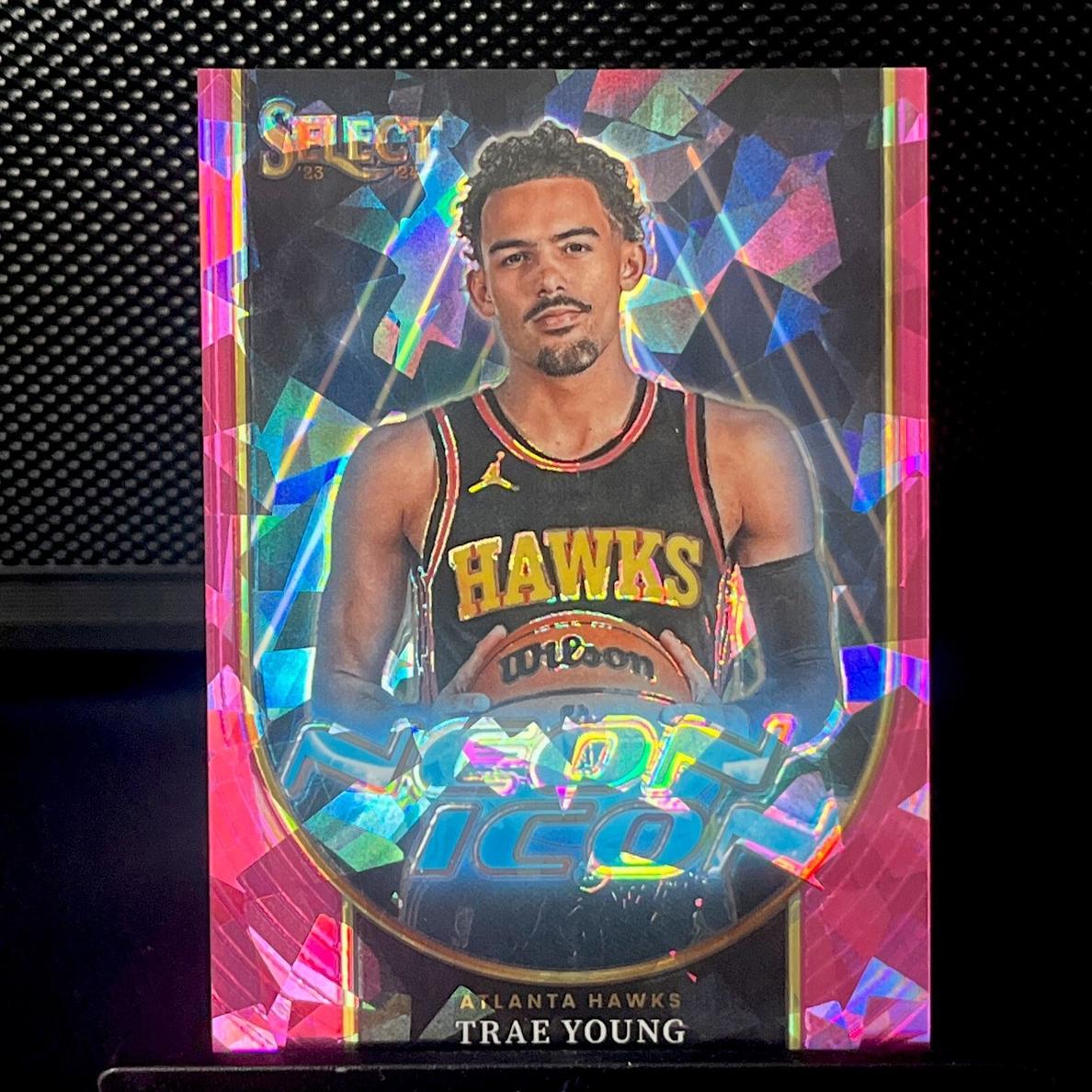 2023 Panini Select Basketball Pink Cracked Ice Trae Young #18