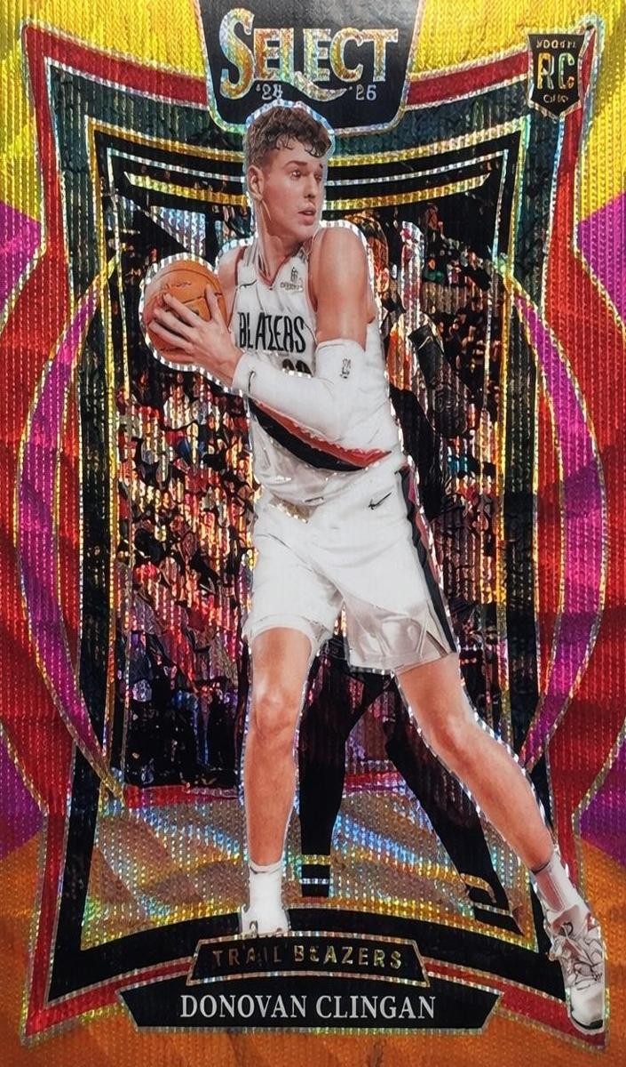 2024 Panini Select Basketball Multi Wave Donovan Clingan #69 PSA 10