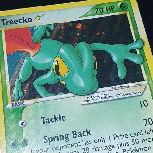 2004 Pokemon EX Team Rocket Returns Gold Star Treecko #109 PSA 8.5