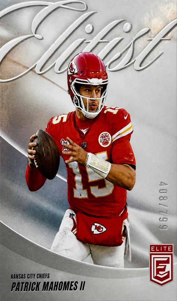 2025 Donruss Elite Football Patrick Mahomes II #10 PSA 10