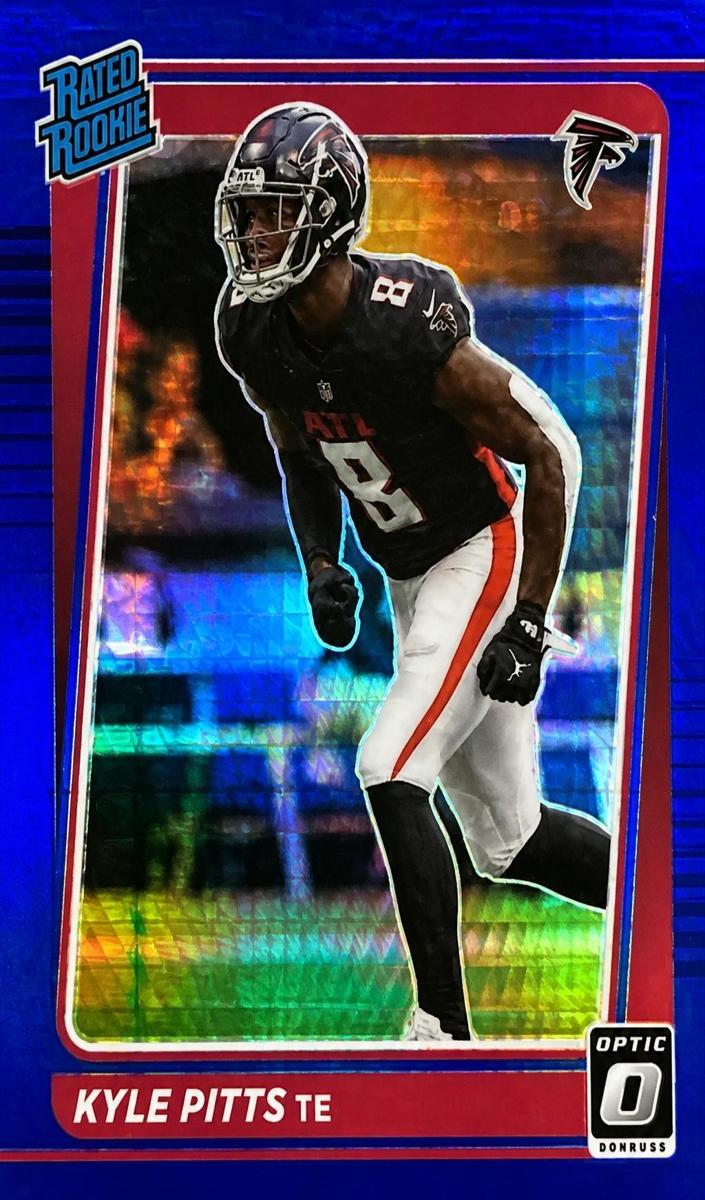 2021 Donruss Optic Football Blue Hyper Kyle Pitts #211 PSA 8