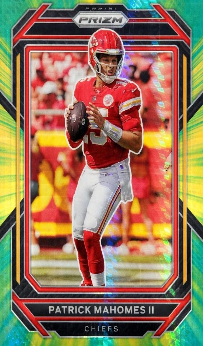 2022 Panini Prizm Football Hyper Patrick Mahomes II #139 PSA 9