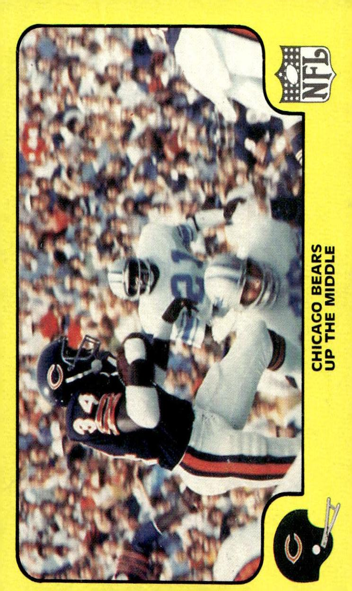 1978 Fleer Team Action Football Chicago Bears Up the Middle #7