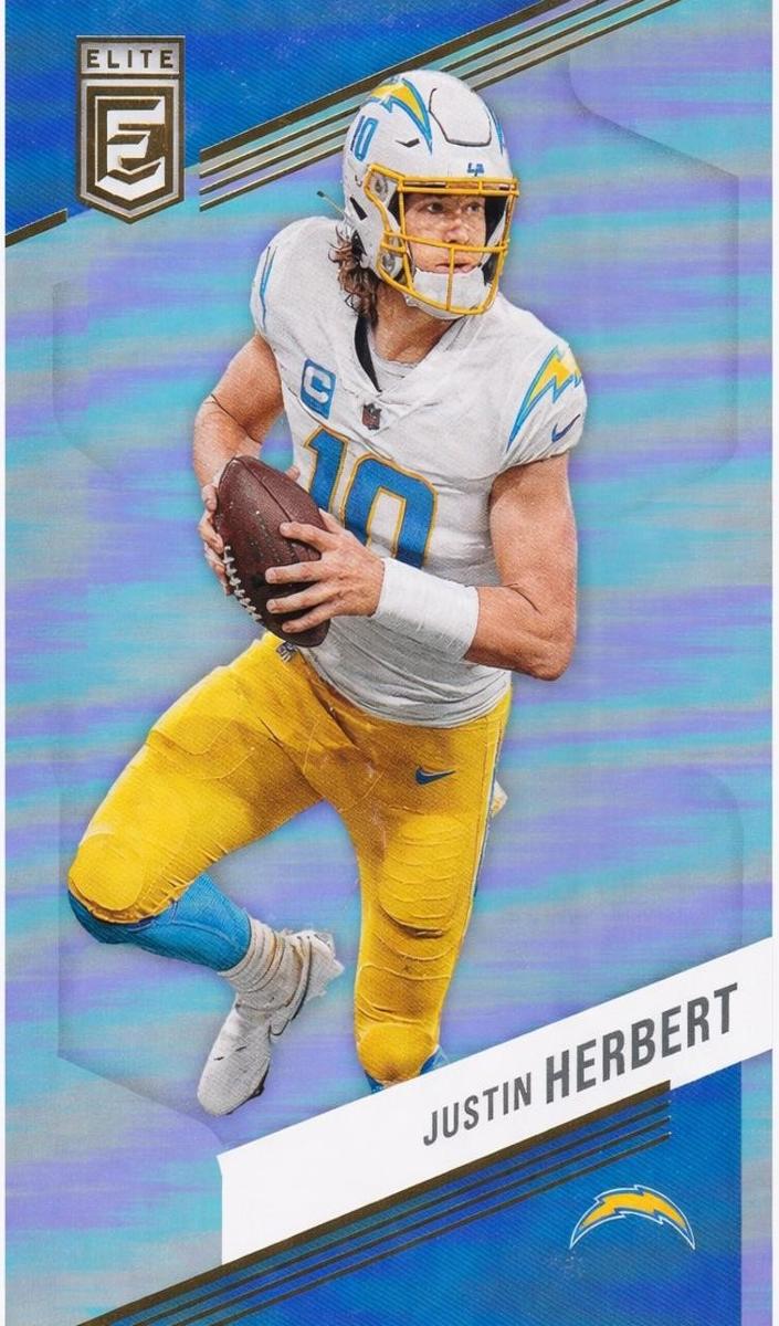 2023 Donruss Elite Football Justin Herbert #61 PSA 9