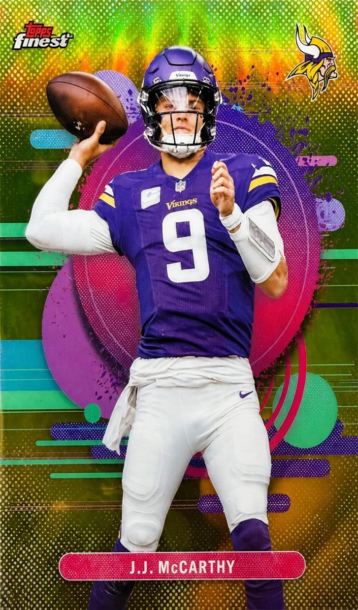 2025 Topps Finest Football Gold Refractor J.J. McCarthy #141