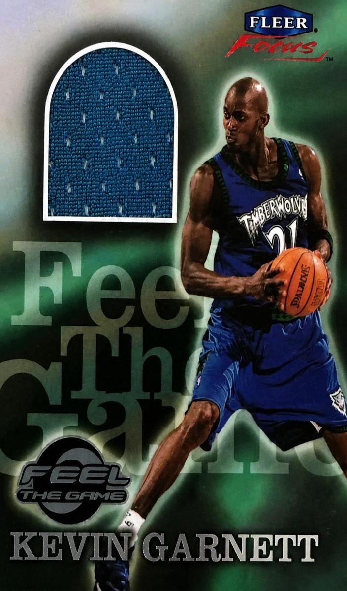 1999 Fleer Focus Basketball Kevin Garnett #nno PSA 7