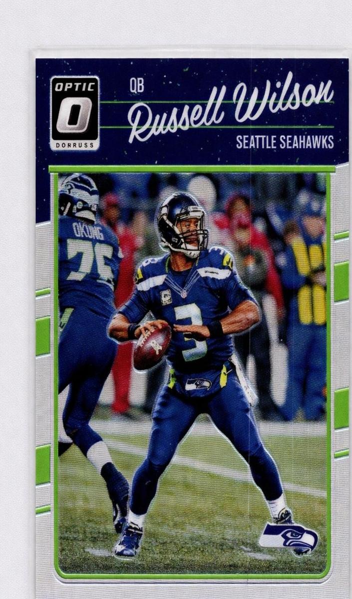 2016 Donruss Optic Football Holo Russell Wilson #89 PSA 9
