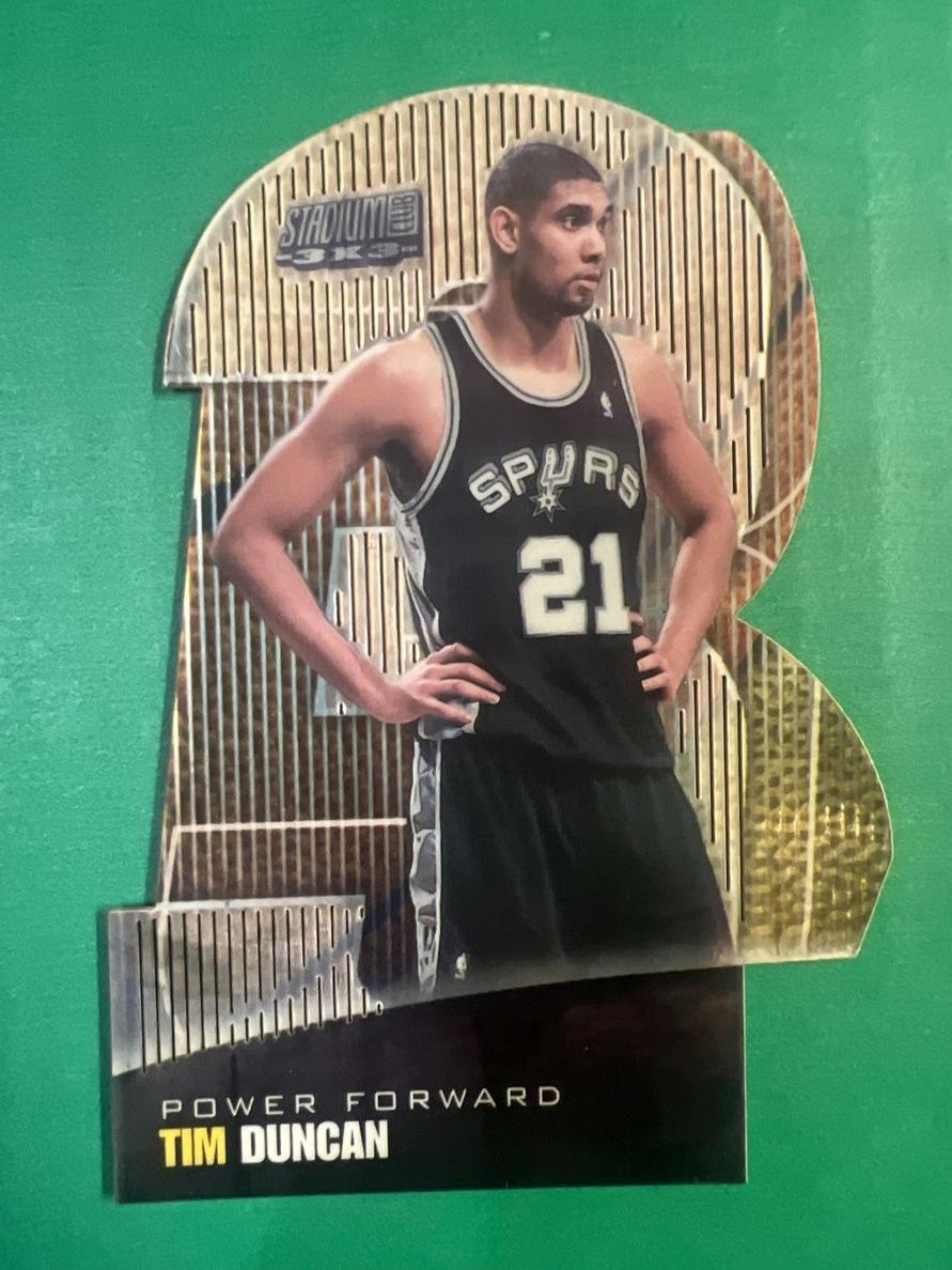 1999 Topps Stadium Club Basketball Luminous Tim Duncan #5a