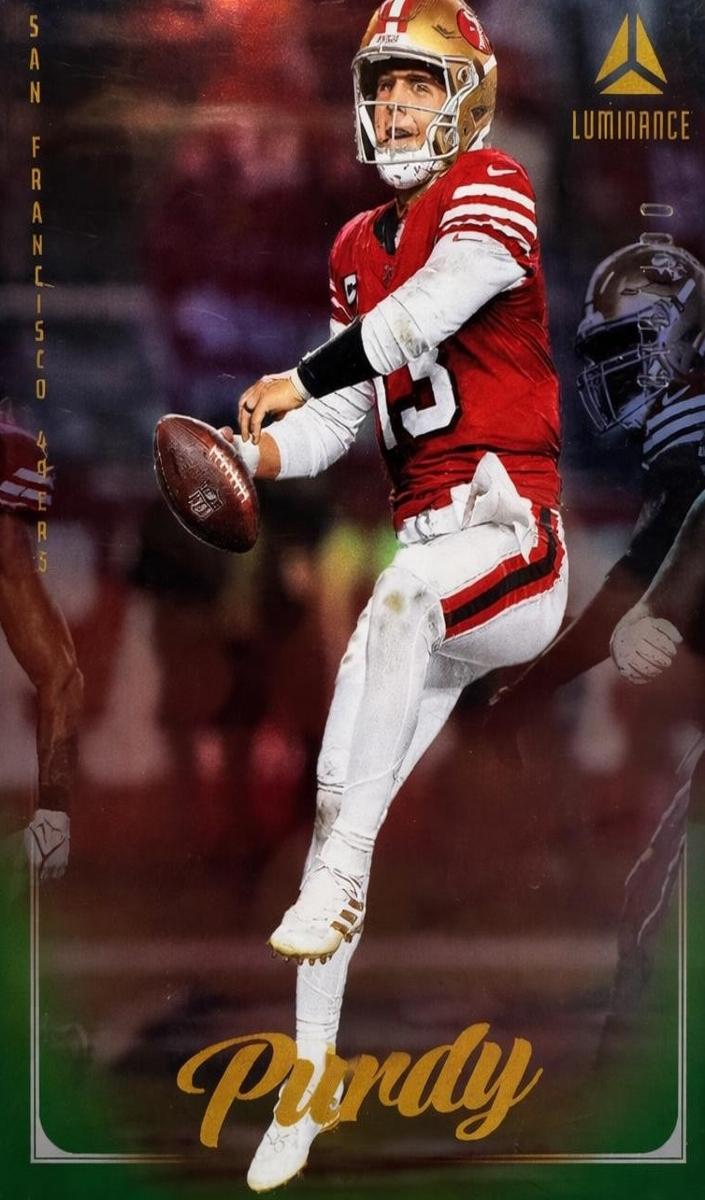 2025 Panini Luminance Football Green Brock Purdy #23
