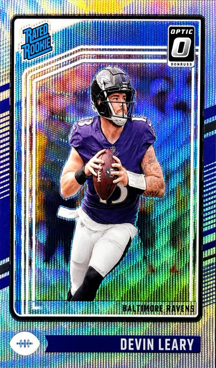 2024 Donruss Optic Football Wave Devin Leary #227