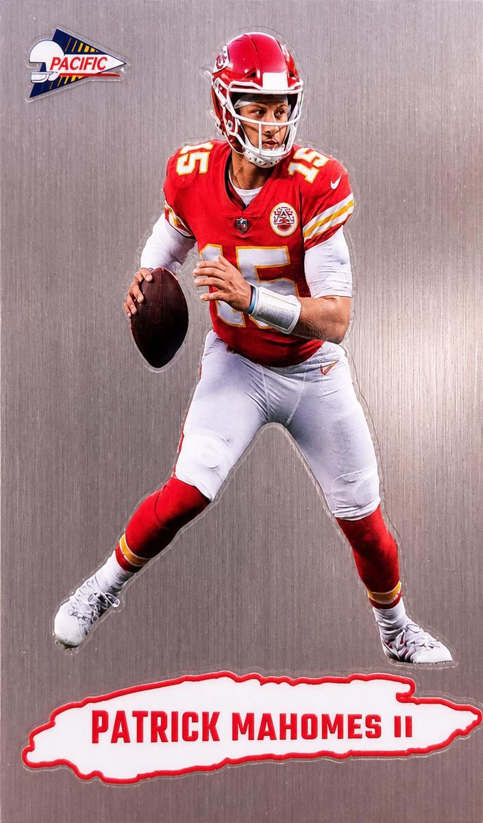 2022 Panini Zenith Football Patrick Mahomes II #PAC-2 PSA 10